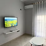 Sleek Cityscape 公寓 Vlorë