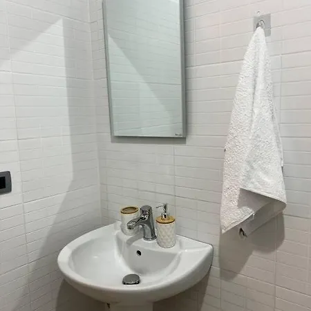 Daire Sleek Cityscape Avlonya