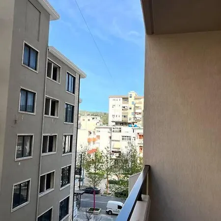 Sleek Cityscape Apartamento *